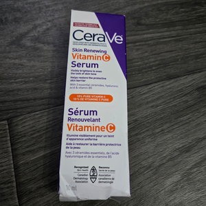 CeraVe Skin Renewing Vitamin Serum