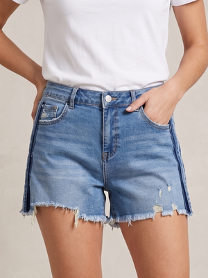 NWT | Classic Medium Wash Denim Shorts | Frayed Raw Hem | Size 8