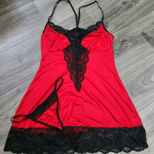 Ladies 2 Piece Red/Black Lingerie - Small