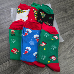 6 Pair Unisex Christmas Socks - Shoe Size - 7-10