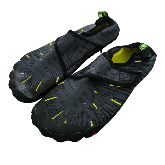 Men's Black Water Shoes - Size 8