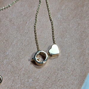 New Gold Heart Necklace – Simple & Elegant