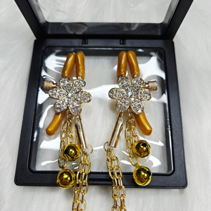 Gold Heart Rhinestone Nipple Clamps – Adjustable & Decorative