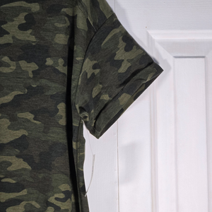 Women's Green Camo Studio Relaxed-fit Lightweight Crewneck T-Shirt - True To Size- Medium