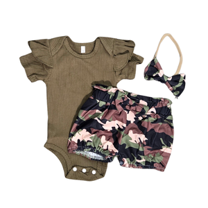 NIP | Baby Girl Olive Green Ribbed Ruffle Bodysuit & Camo Shorts Set with Bow - 6-9 Months