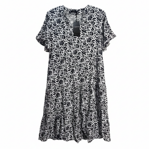 NWT | Hejoy Black and White Floral V-Neck Tiered Relaxed Fit Midi Dress | Medium