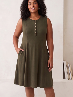 NWOT | Women's Sleeveless Henley Pleated A-Line Midi Dress with Pockets | XL
