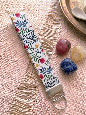 New Handmade Scandinavian Folk Wildflower Botanical Fabric Key Fob Wristlet Keychain