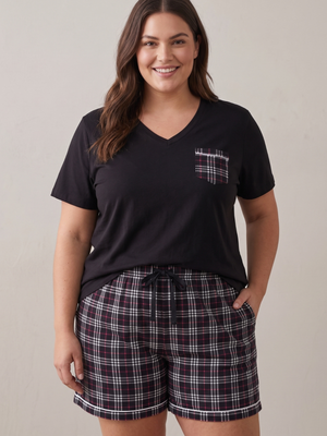 Women's Black V-Neck Short Sleeve T-Shirt & Plaid Sleep Shorts Pajama Set 3XL